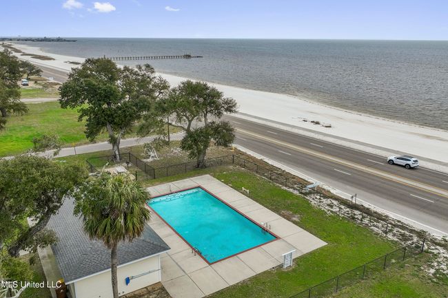 Community Pool | Image 37