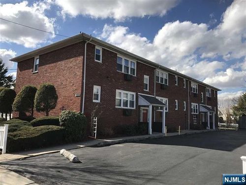 333 Green Ave, Lyndhurst, NJ, 07071-2236 | Card Image