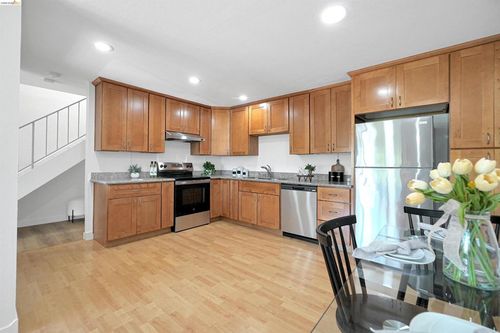 42-410 Auburn Way, San Jose, CA, 95129-1666 | Card Image