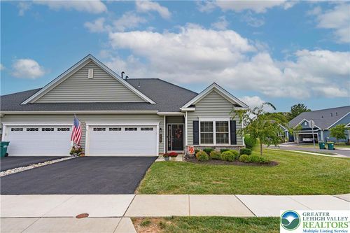 3767 Founders Xing, EASTON, PA, 18045-9717 | Card Image