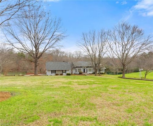 4875 Hampton Road, Clemmons, NC, 27012 | Card Image