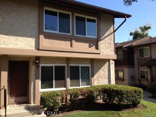 21-6663 Wilbur, Reseda, CA, 91335 | Card Image