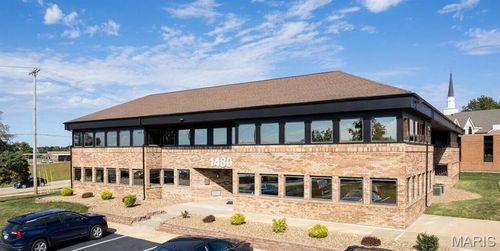 ste-114-1480 Woodstone Dr, Saint Charles, MO, 63304-6877 | Card Image