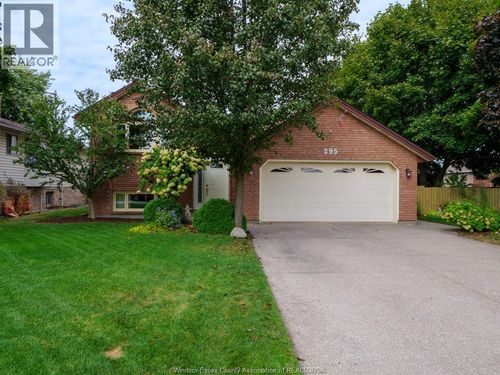 295 Gary Ave, Lasalle, ON, N9J1V3 | Card Image