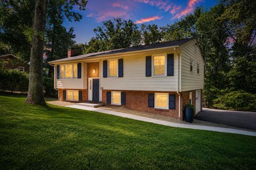 2116 Wesvan Dr, Roanoke, VA, 24012-6832 | Card Image