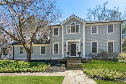 27 Silver Hill Rd, Weston, MA, 02493-1330 | Card Image