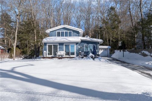 143 Lake View Dr, Chepachet, RI, 02814-2054 | Card Image