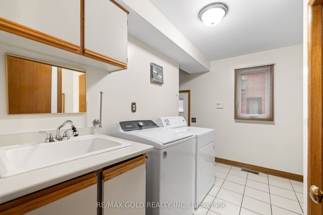 74 Belview Ave, House other with 5 bedrooms, 4 bathrooms and 4 parking in Woodbridge ON | Image 21