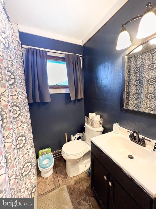 540 Highland Ave, House other with 3 bedrooms, 1 bathrooms and null parking in BURNHAM PA | Image 17