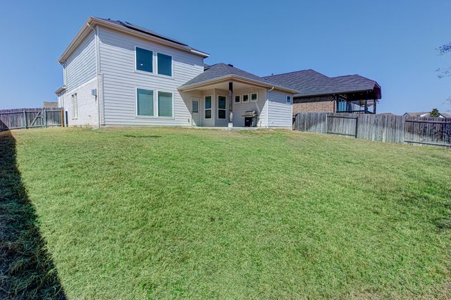 331 Oleander Loop, House other with 4 bedrooms, 3 bathrooms and 4 parking in Buda TX | Image 37