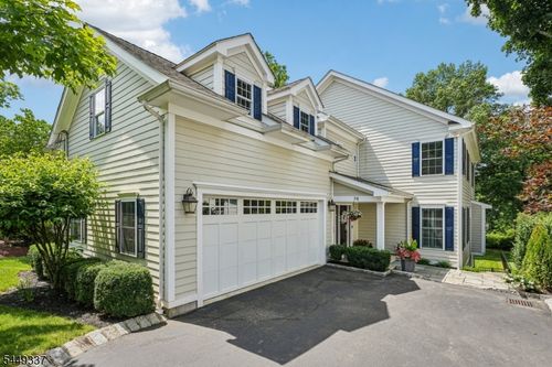 74 Anderson Hill Rd, Bernardsville, NJ, 07924-1836 | Card Image