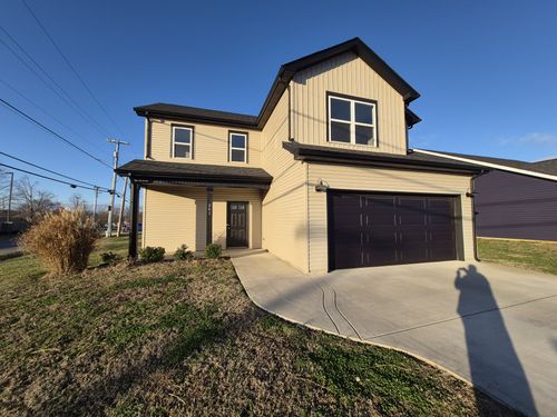 201 King Rd, Clarksville, TN, 37042-5739 | Card Image