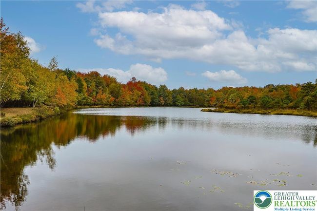 271 N Shore Dr, House other with 3 bedrooms, 3 bathrooms and null parking in Albrightsville PA | Image 44