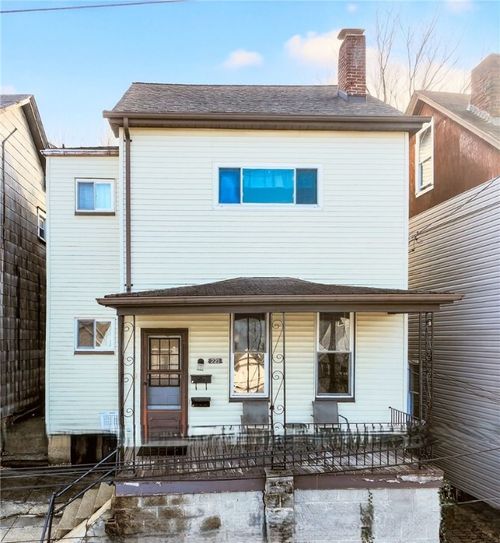 223 Natchez St, Mt Washington, PA, 15211-1905 | Card Image
