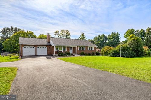 12721 Manor Rd, GLEN ARM, MD, 21057-9610 | Card Image