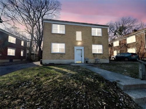 245 Valleyview Dr, Dayton, OH, 45405-2948 | Card Image