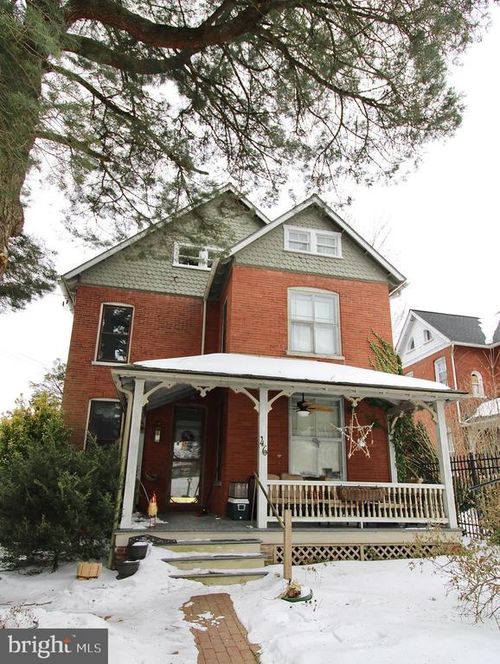 46 W Frederick St, MILLERSVILLE, PA, 17551-1910 | Card Image