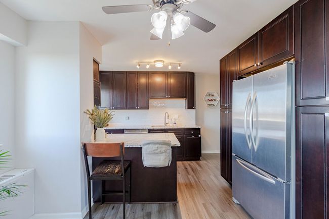 APT-1402 - 7141 N Kedzie Ave, Condo with 3 bedrooms, 2 bathrooms and 2 parking in CHICAGO IL | Image 17