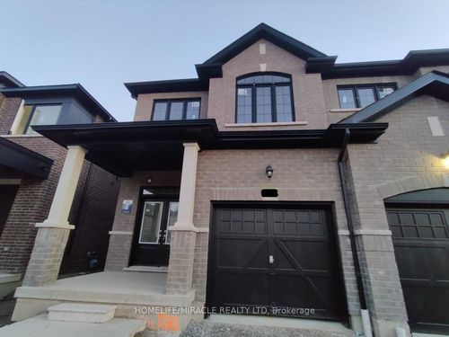 25 Closson Dr, Whitby, ON, L1P0M9 | Card Image