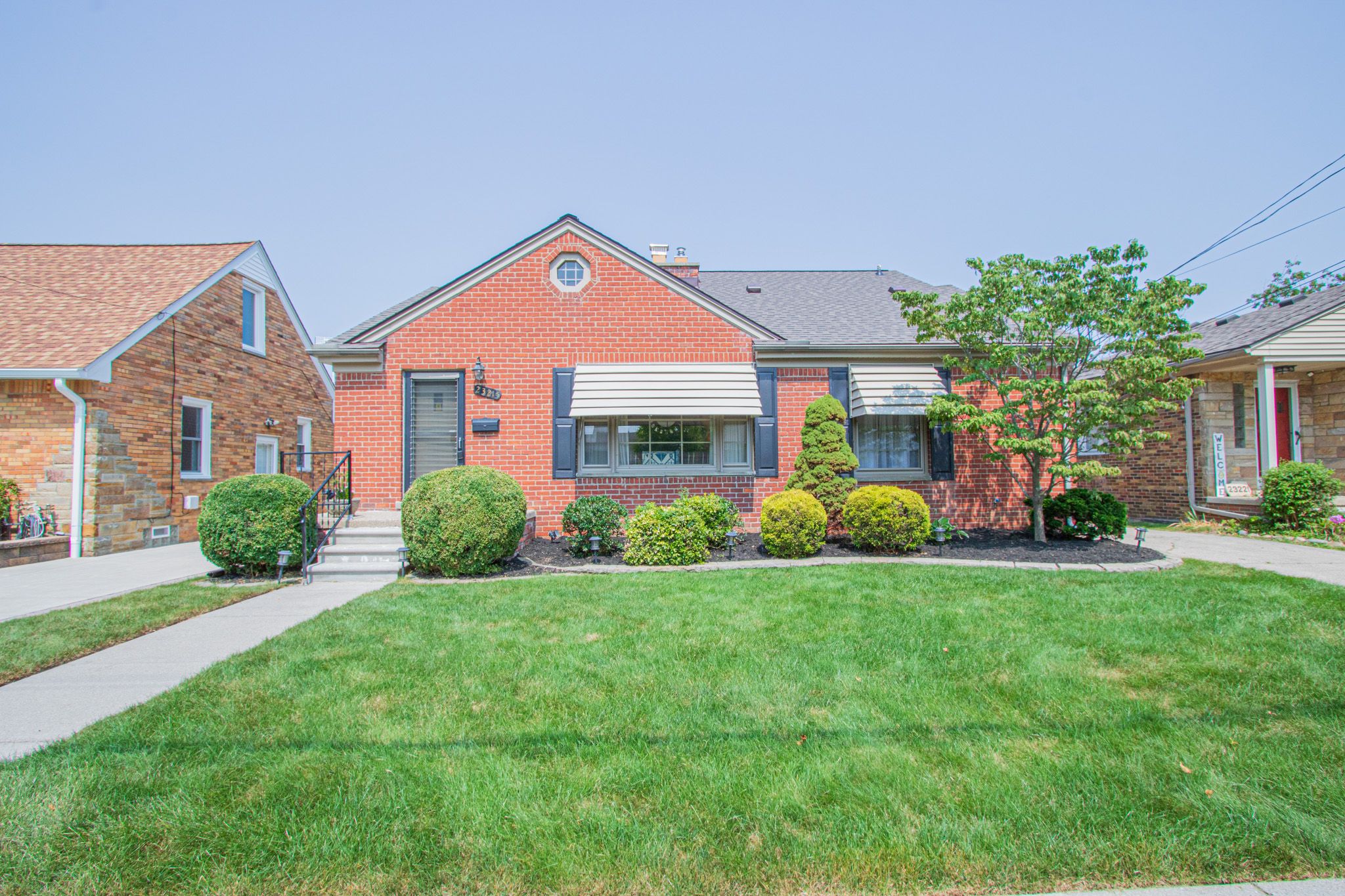 Clairwood St, Saint Clair Shores, MI 48080
