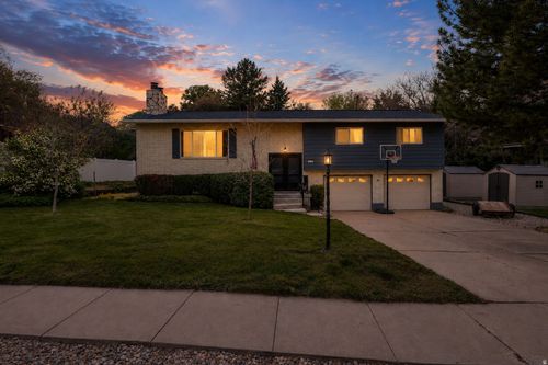 4851 Kiwana Dr, South Ogden, UT, 84403-4213 | Card Image