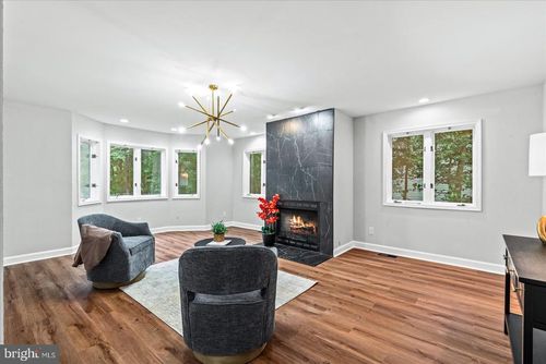 370 Land Or Dr, Ruther Glen, VA, 22546-1238 | Card Image