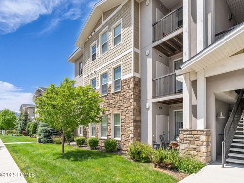 e203-1051 S 500 E, Heber City, UT, 84032-4564 | Card Image