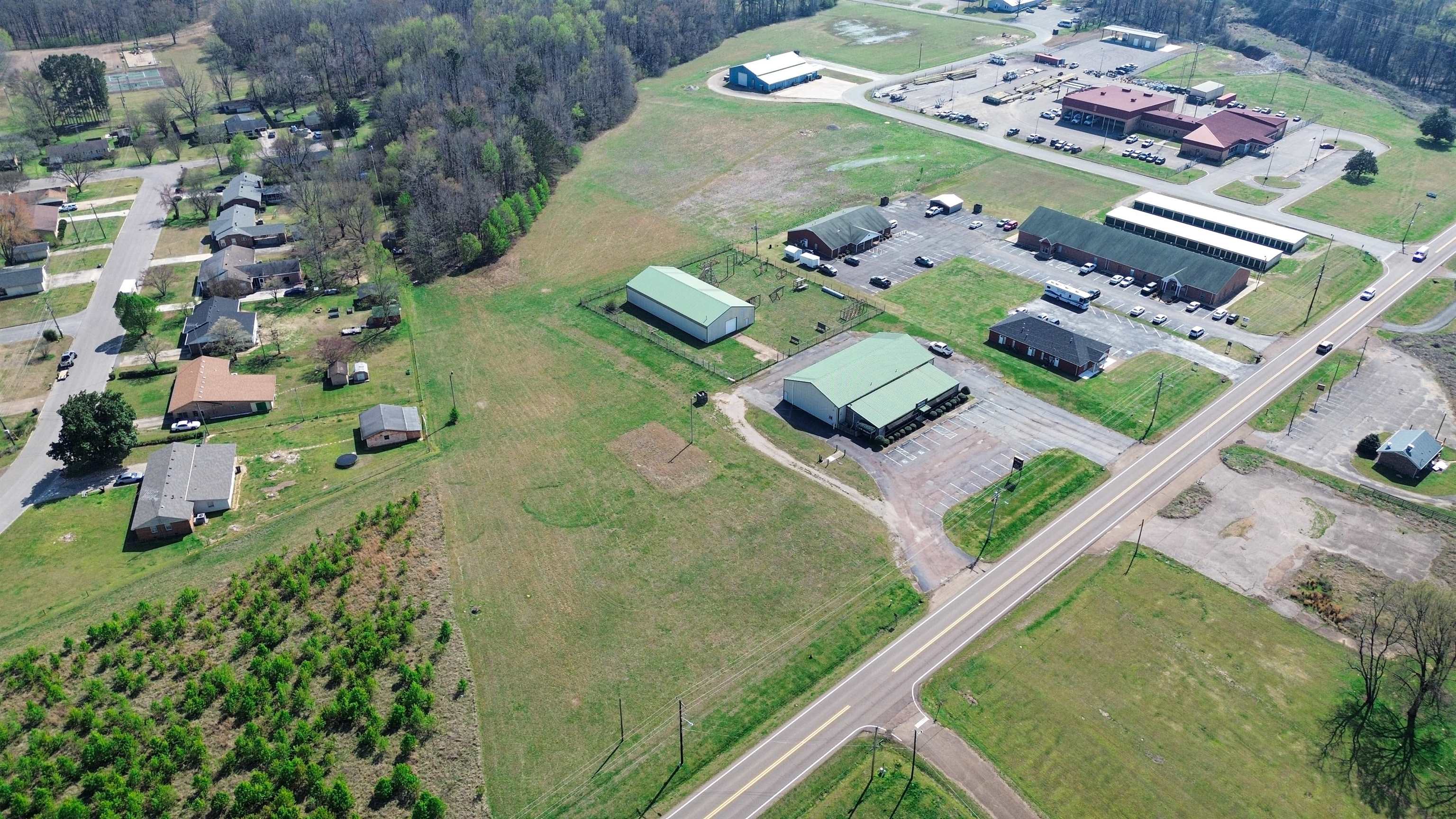 Commercial Sale in Bolivar 4