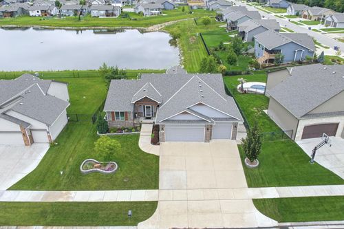 920 Freedom St, Derby, KS, 67037-8412 | Card Image