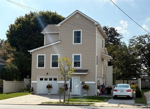346 S Main St, Freeport, NY, 11520-5117 | Card Image