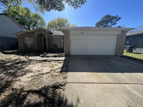 28811 Stapleford St, Spring, TX, 77386-5460 | Card Image