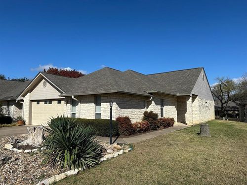 32 Fairway Ln, Meadowlakes, TX, 78654-6612 | Card Image