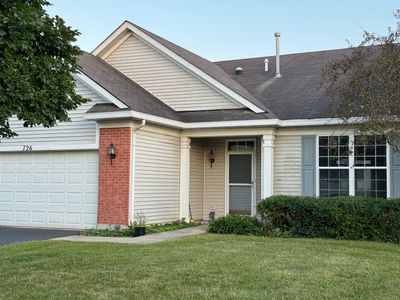 726 Pentwater Road, House other with 2 bedrooms, 2 bathrooms and 6 parking in Romeoville IL | Image 3