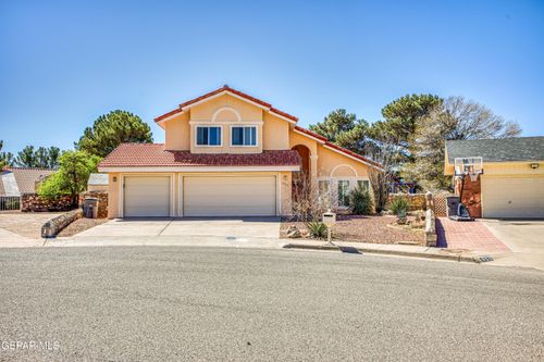 855 Via Redonda Ct, El Paso, TX, 79912-6617 | Card Image