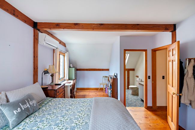99 Old Purchase Rd, House other with 4 bedrooms, 3 bathrooms and null parking in Edgartown MA | Image 19