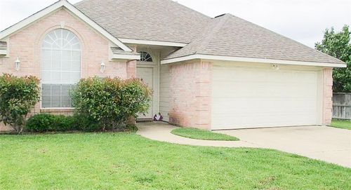 2400 Trace Mdws, College Station, TX, 77845-4313 | Card Image