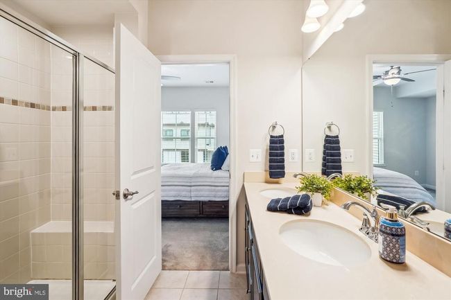 43436 Apple Orchard Sq, Townhouse with 4 bedrooms, 5 bathrooms and null parking in ASHBURN VA | Image 36