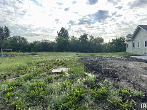 5201 55 St W, Wabamun, AB, T0E2K0 | Card Image