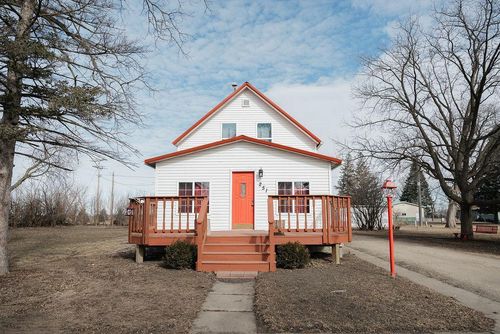 251 Apple St W, Trimont, MN, 56176-9718 | Card Image
