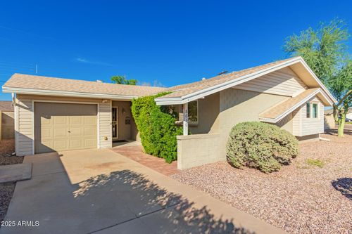 8630 E Mariposa Dr, Scottsdale, AZ, 85251-1831 | Card Image