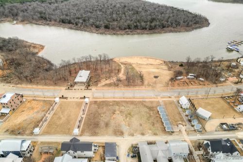 35 Water St, Carlton Lndg, OK, 74432-8001 | Card Image