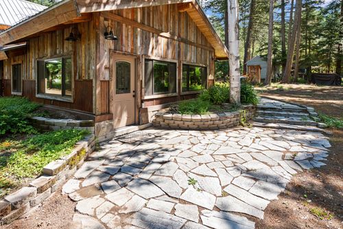 172 Hemler Ln, Kalispell, MT, 59901-1000 | Card Image