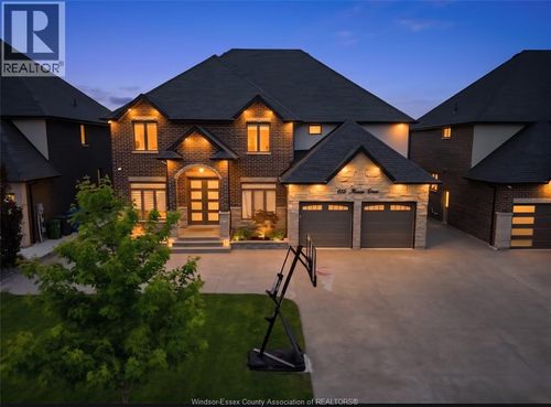 615 Marche St, Belle River, ON, N8L0K2 | Card Image