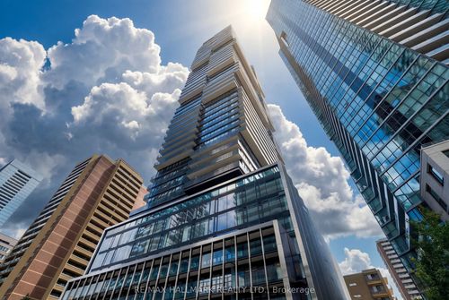 1310-55 Charles St E, Toronto, ON, M4Y0J1 | Card Image