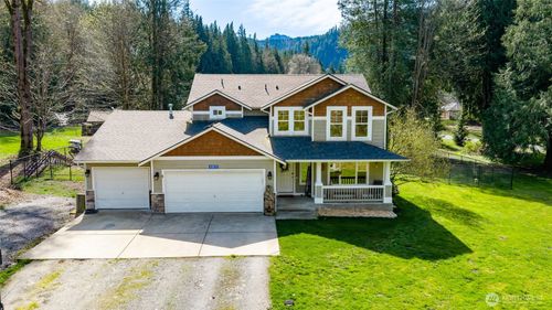 43610 Scenic River Ct, Concrete, WA, 98237-8805 | Card Image