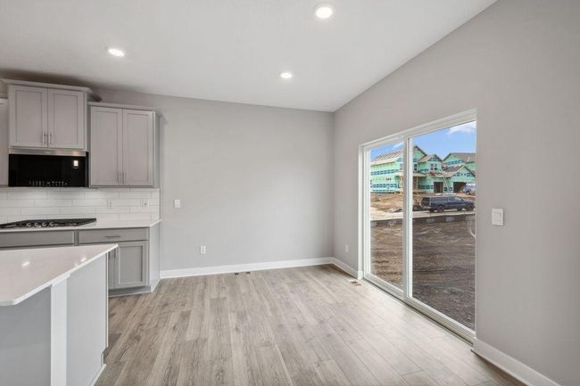 Large dinette with plenty of space for a big table. Model photos. Options and colors will vary. | Image 11