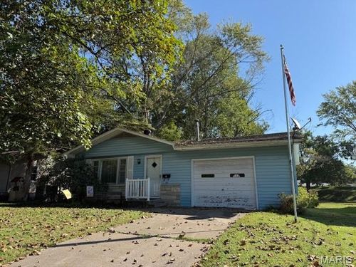 504 Bell Ave, Scott City, MO, 63780-1605 | Card Image