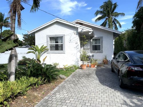 61 Nw 53rd St, Miami, FL, 33127-1915 | Card Image