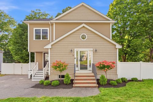 74 Pearl St, Woburn, MA, 01801-1537 | Card Image