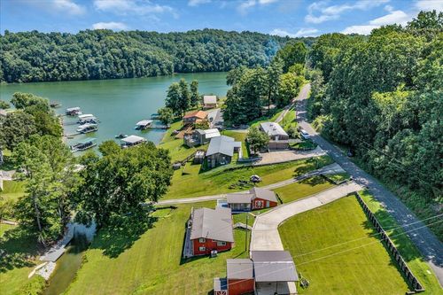 550 Shasteen Hollow Rd, Lynchburg, TN, 37352-5956 | Card Image